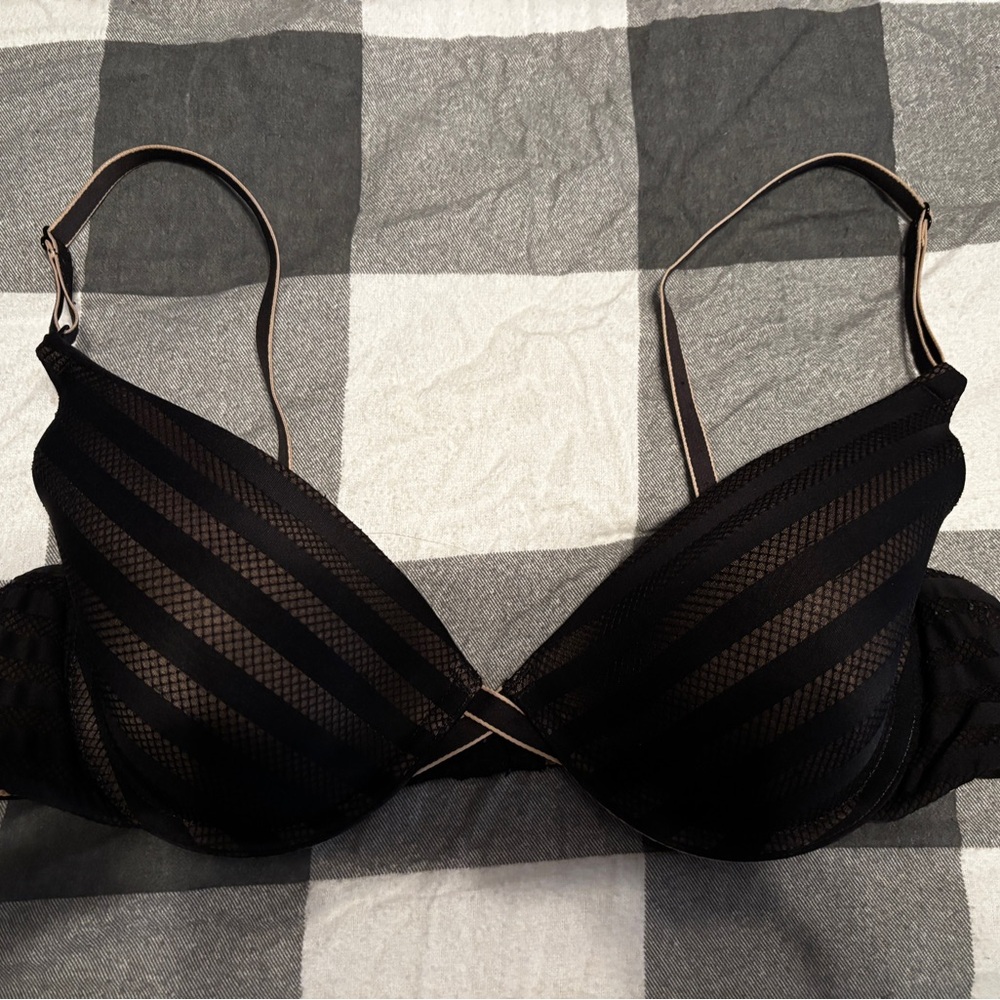 Black and tan bra size 38B
